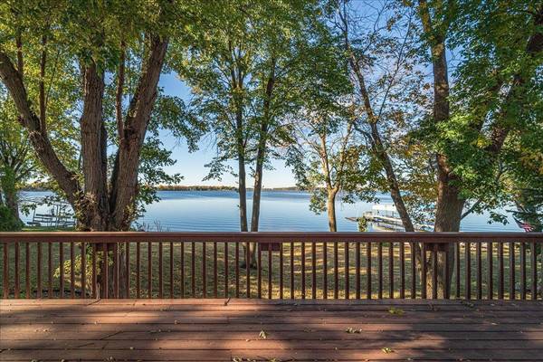 2913 Spring Lake RD SW, Prior Lake, MN 55372