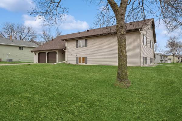 1401 Circle LN, Delano, MN 55328