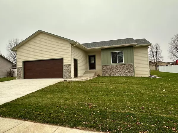 Luverne, MN 56156,1413 Evergreen DR