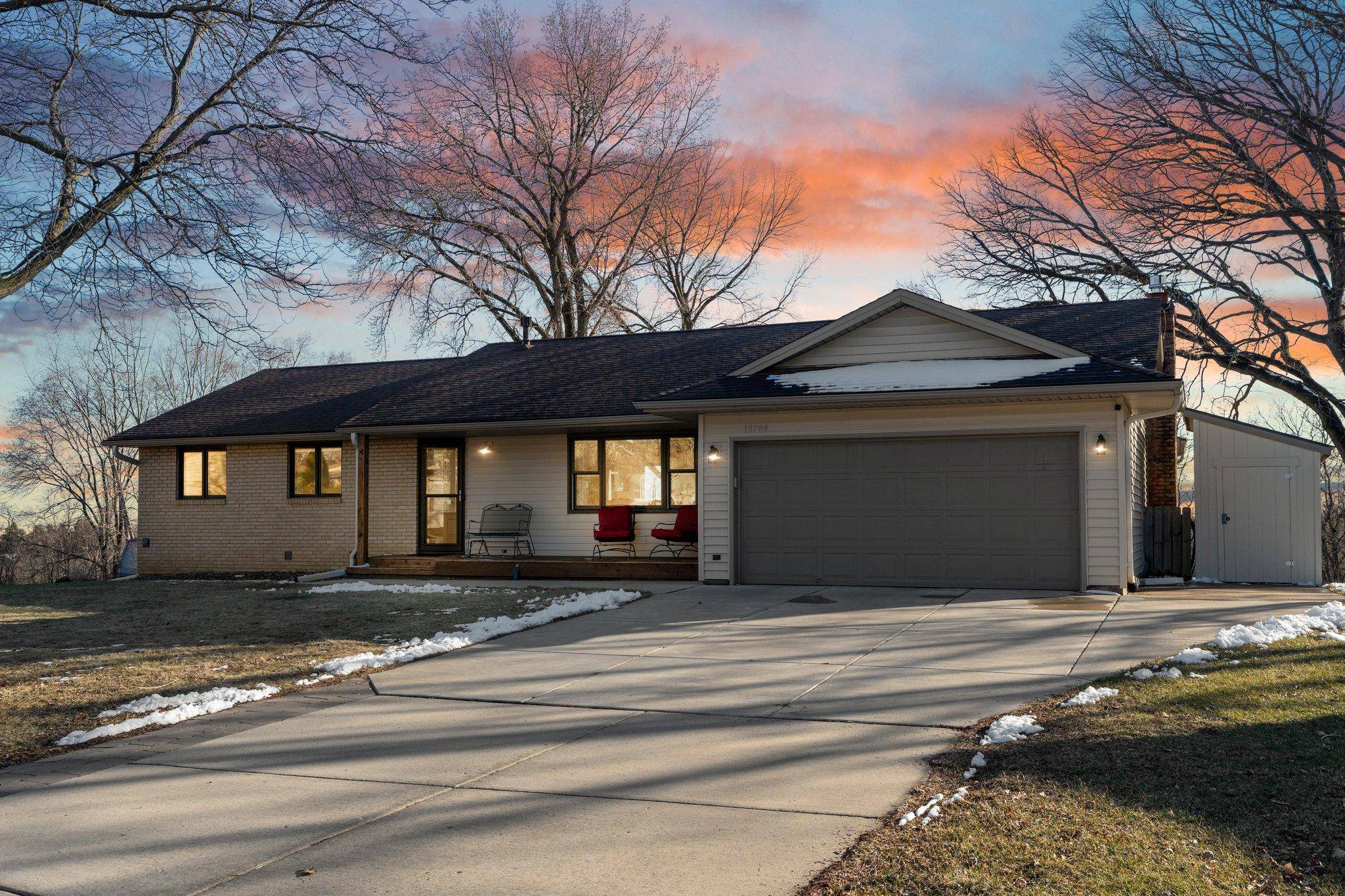 13789 Fordham CT, Saint Paul, MN 55124