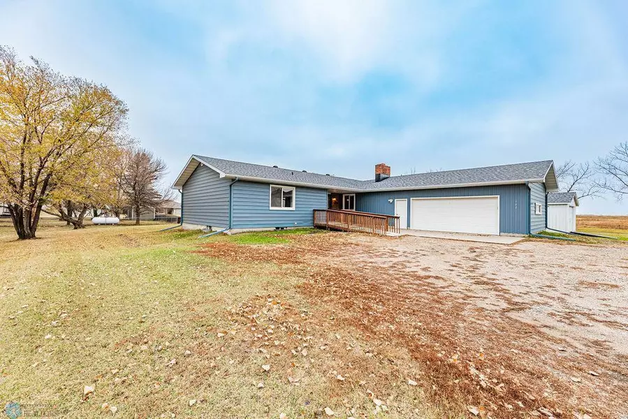102 3rd ST, Argusville, ND 58005