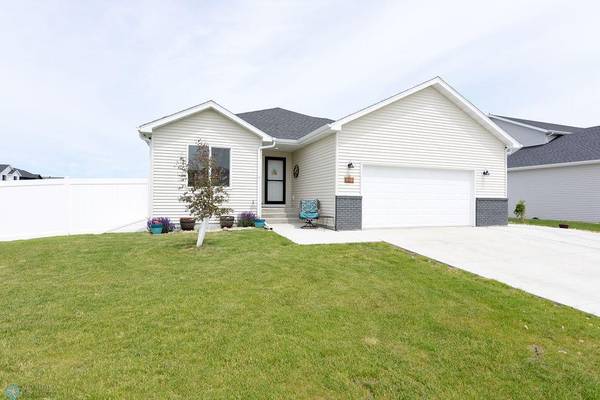 1322 28th AVE W, West Fargo, ND 58078