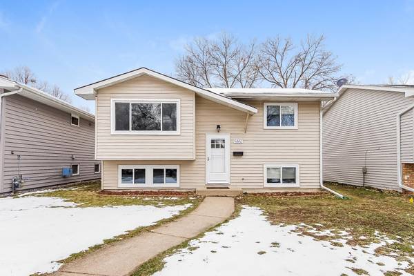 5852 Vincent AVE S, Minneapolis, MN 55410