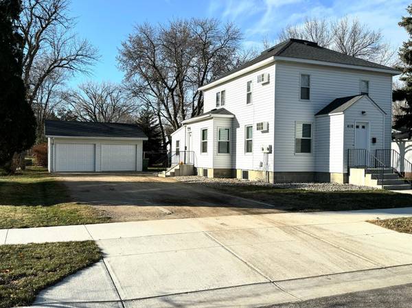 410 1st ST S, Marshall, MN 56258