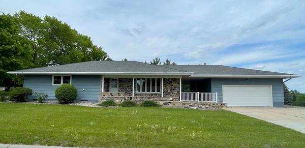 240 7th ST W, Browerville, MN 56438