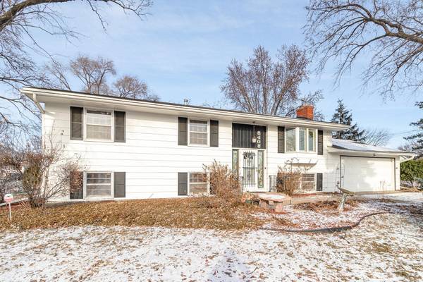 8408 49th AVE N, Minneapolis, MN 55428