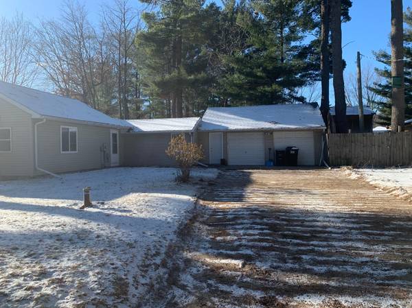 233 Hawthorne RD NE, East Bethel, MN 55092