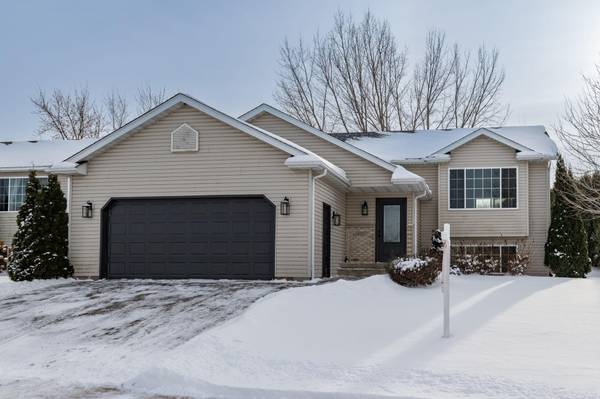 600 4th ST NE, Byron, MN 55920