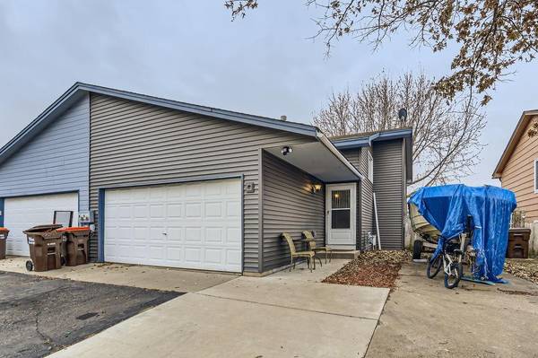 459 Tiffany DR, Hastings, MN 55033