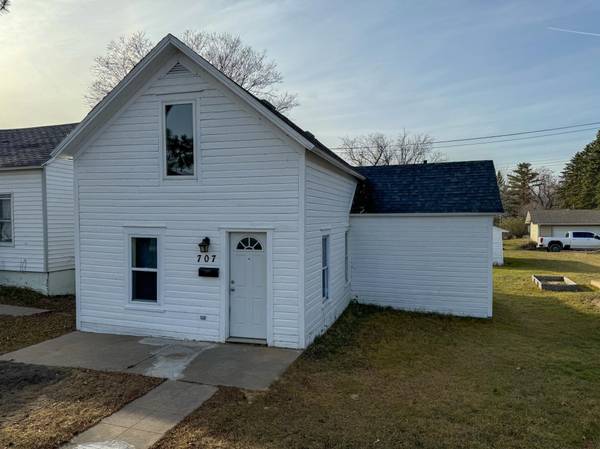 707 Irvine AVE NW, Bemidji, MN 56601