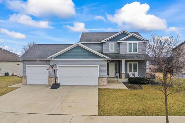 4570 Arctic Fox RD NW, Rochester, MN 55901