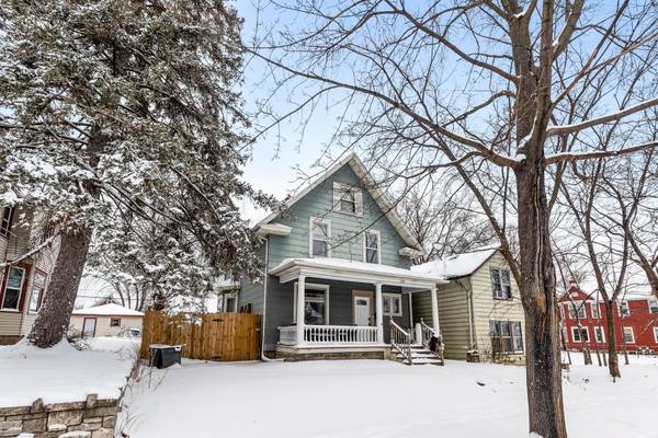 733 Cook AVE E, Saint Paul, MN 55106