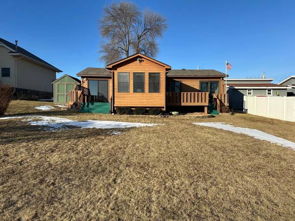 24075 Cedar Lake DR, New Prague, MN 56071