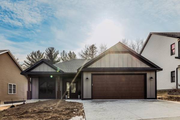 3268 Allison LN NE, Rochester, MN 55906