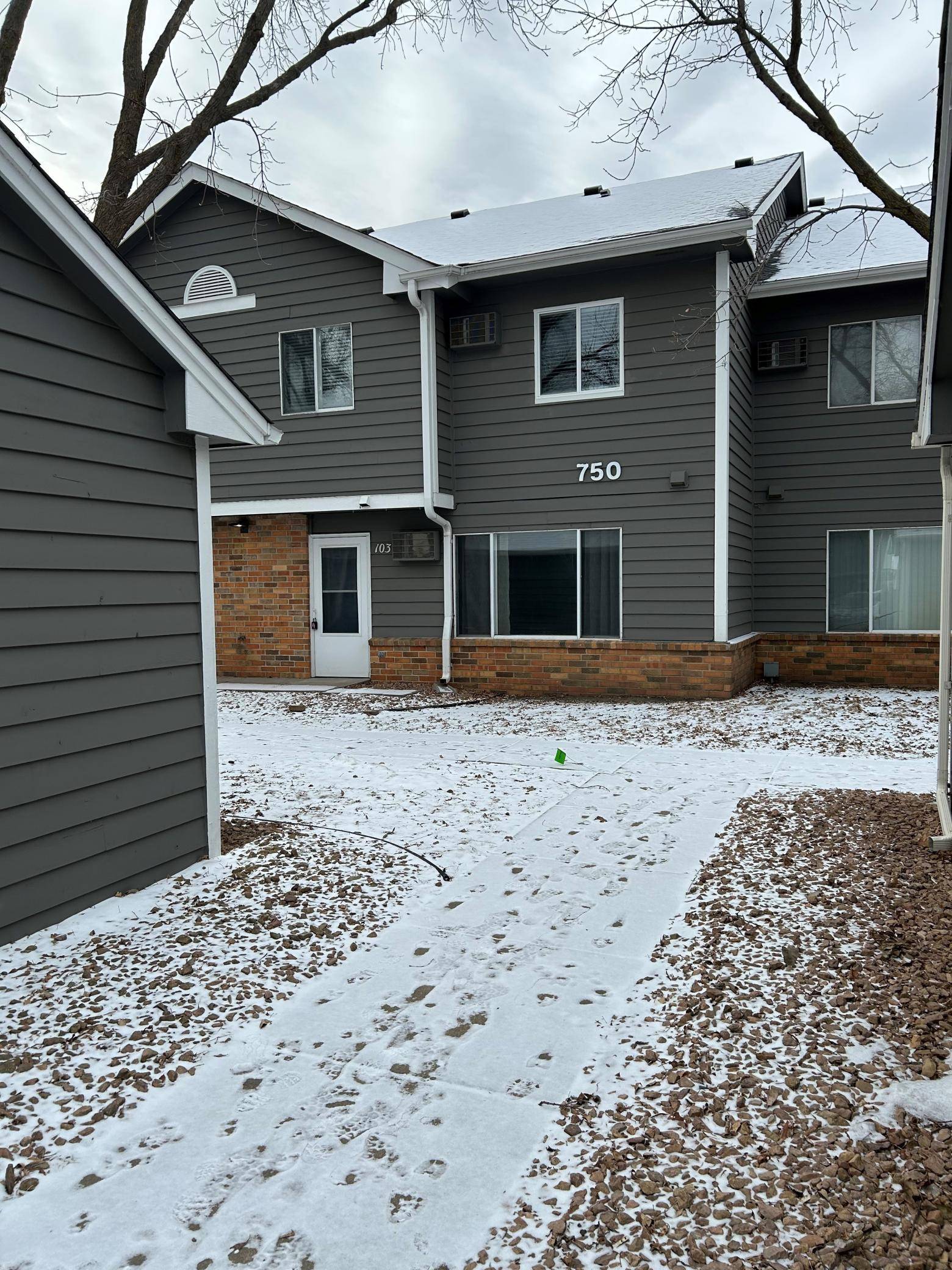 750 Village RD,  Chanhassen,  MN 55317