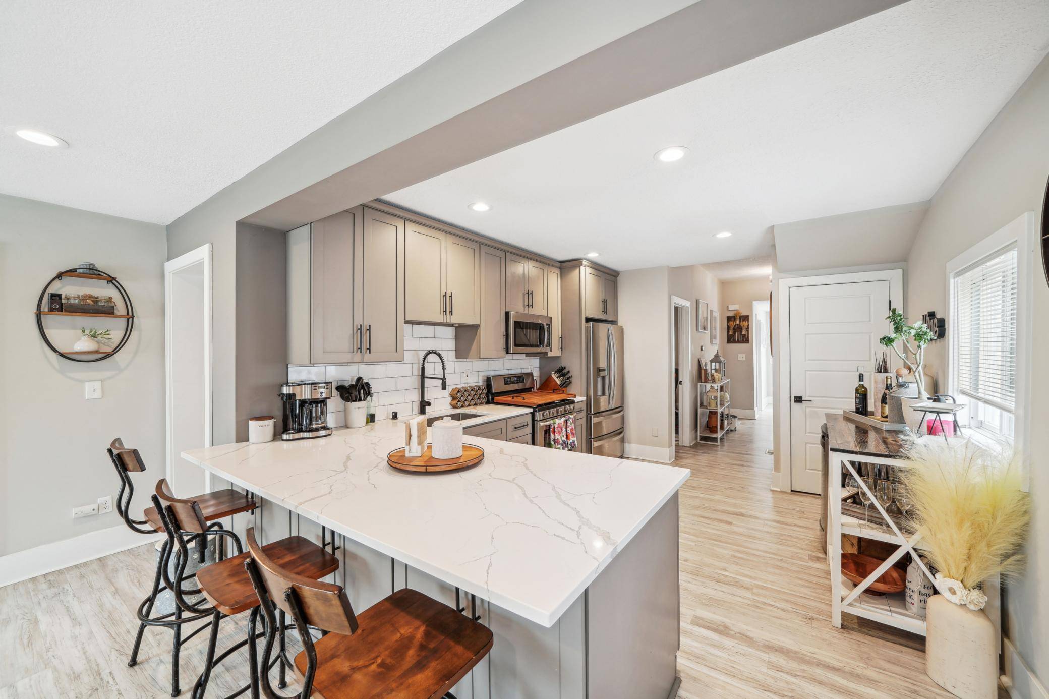 2910 California ST, Minneapolis, MN 55401