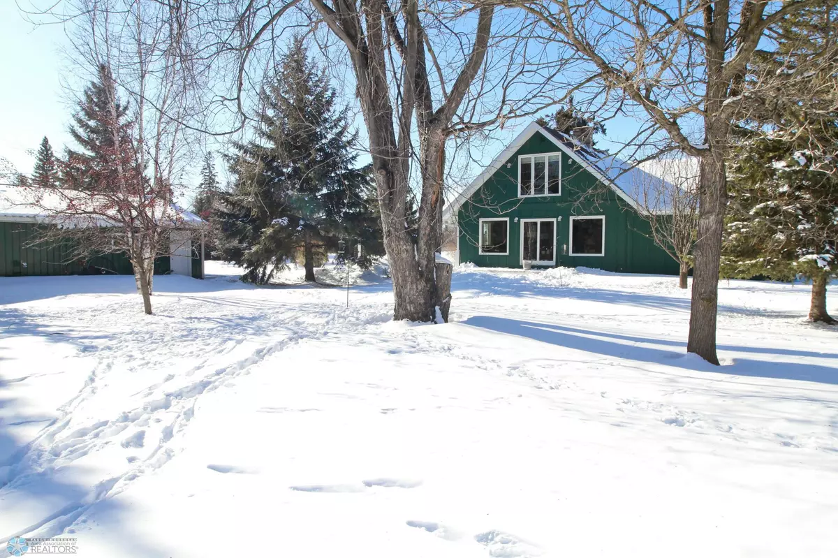 Warroad, MN 56763,808 Main AVE NE