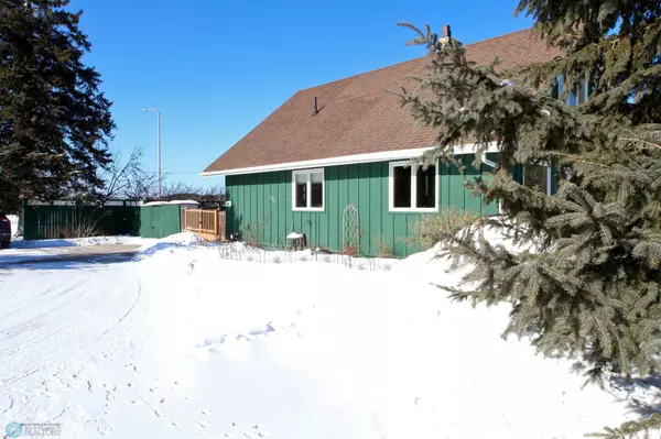 Warroad, MN 56763,808 Main AVE NE