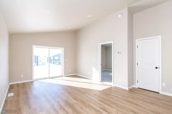 6358 82nd AVE S Horace, ND 58047