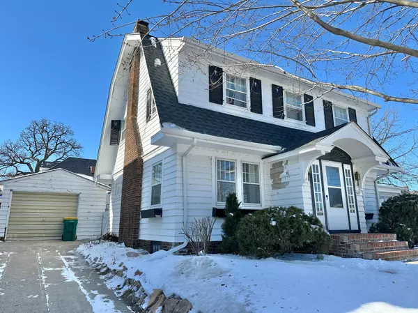 AVE, Albert Lea, MN 56007