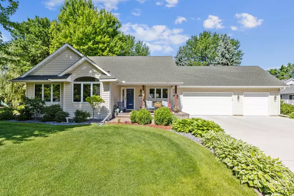 5273 53rd CIR NE, Albertville, MN 55301