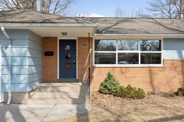 Crystal, MN 55427,6410 Markwood DR N