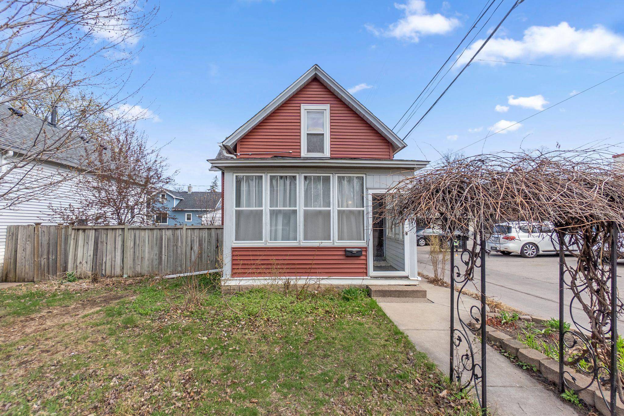 1508 38th ST, Minneapolis, MN 55407