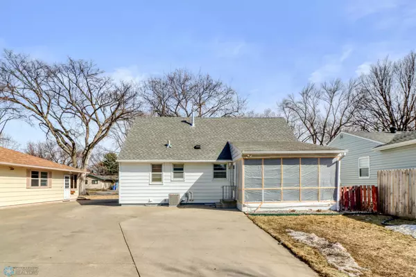 Fargo, ND 58102,1244 9th ST N