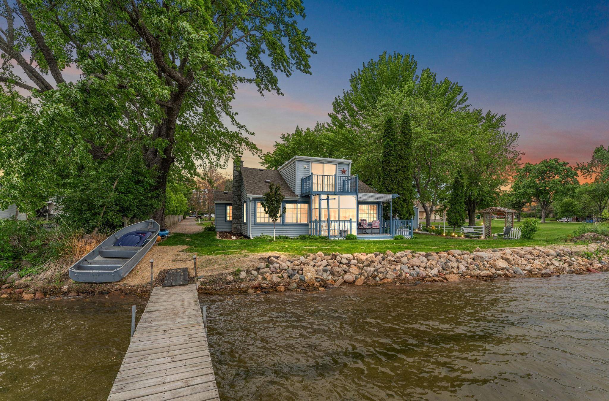 315 Shore DR, Forest Lake, MN 55025
