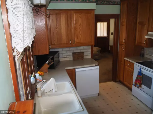 Cannon Falls, MN 55009,115 Main ST W