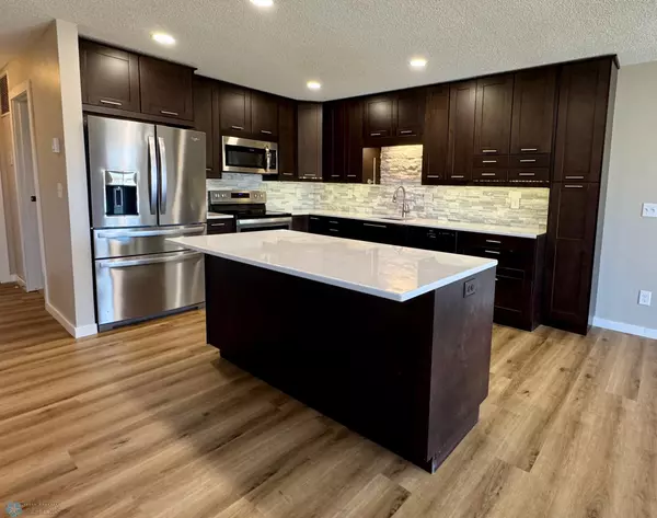 Fargo, ND 58103,3340 S 17 Avenue S