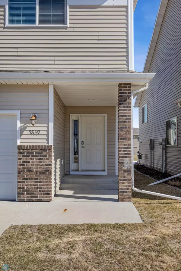 Fargo, ND 58104,5839 57th AVE S