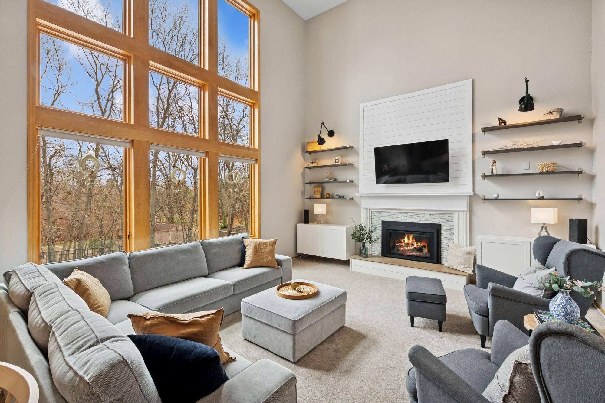 Saint Paul, MN 55124,13876 Edenwood WAY