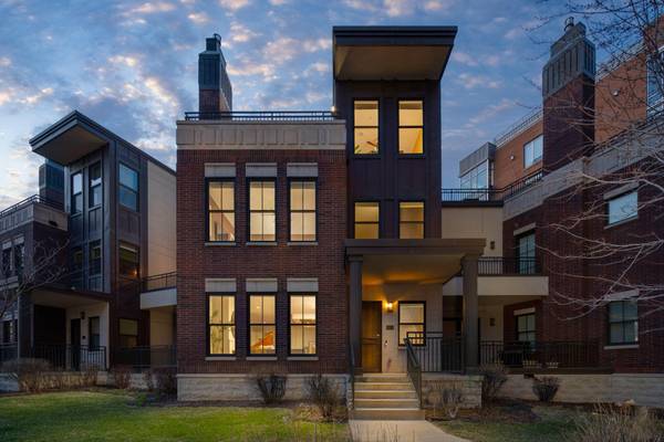 ST NE, Minneapolis, MN 55413