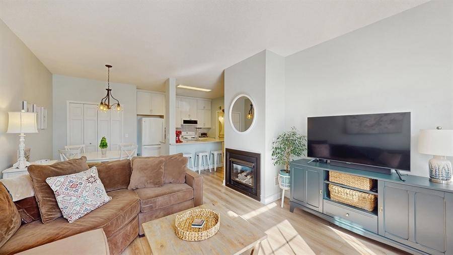 Apple Valley, MN 55124,15672 Garnet WAY