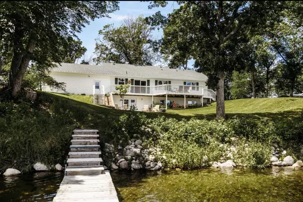 Detroit Lakes, MN 56501,13079 Lake Sallie DR