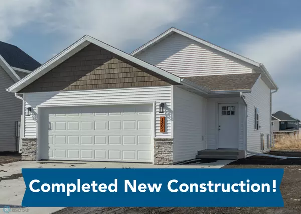 1305 Marlys DR W, West Fargo, ND 58078