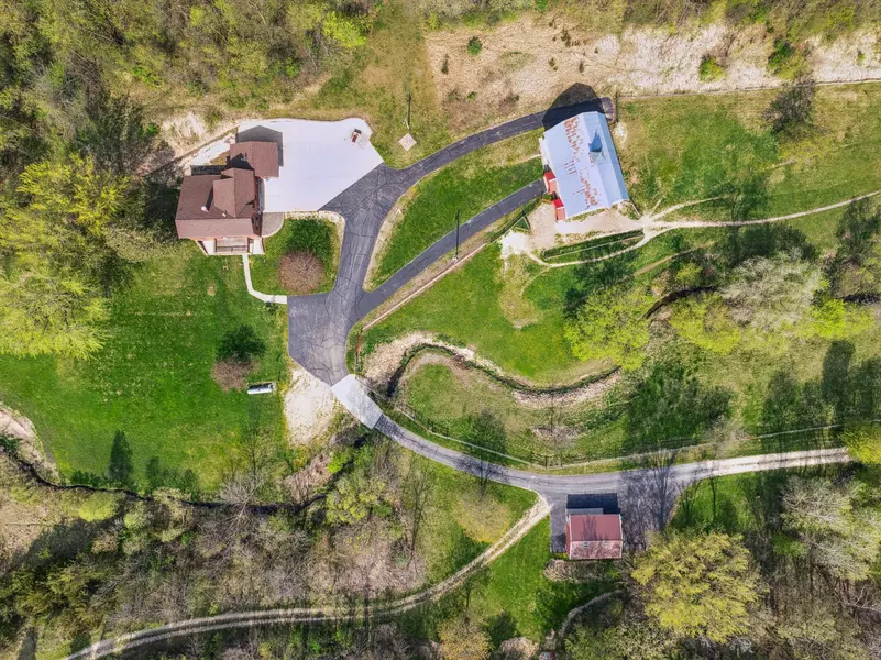 31500 Echo Valley TRL, Cannon Falls, MN 55009