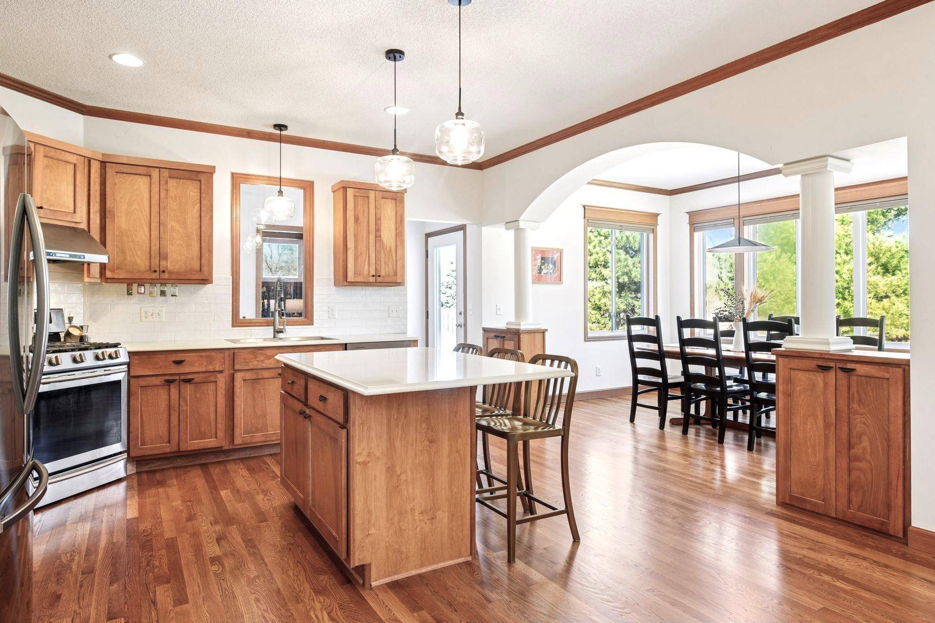 14763 Twin Ponds Curve, Savage, MN 55378