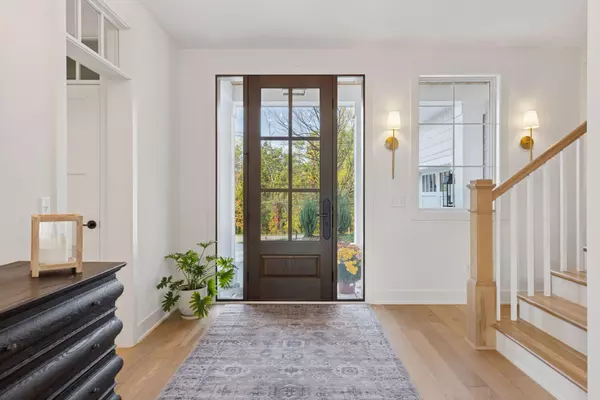 Wayzata, MN 55391,550 Orono Orchards RD S