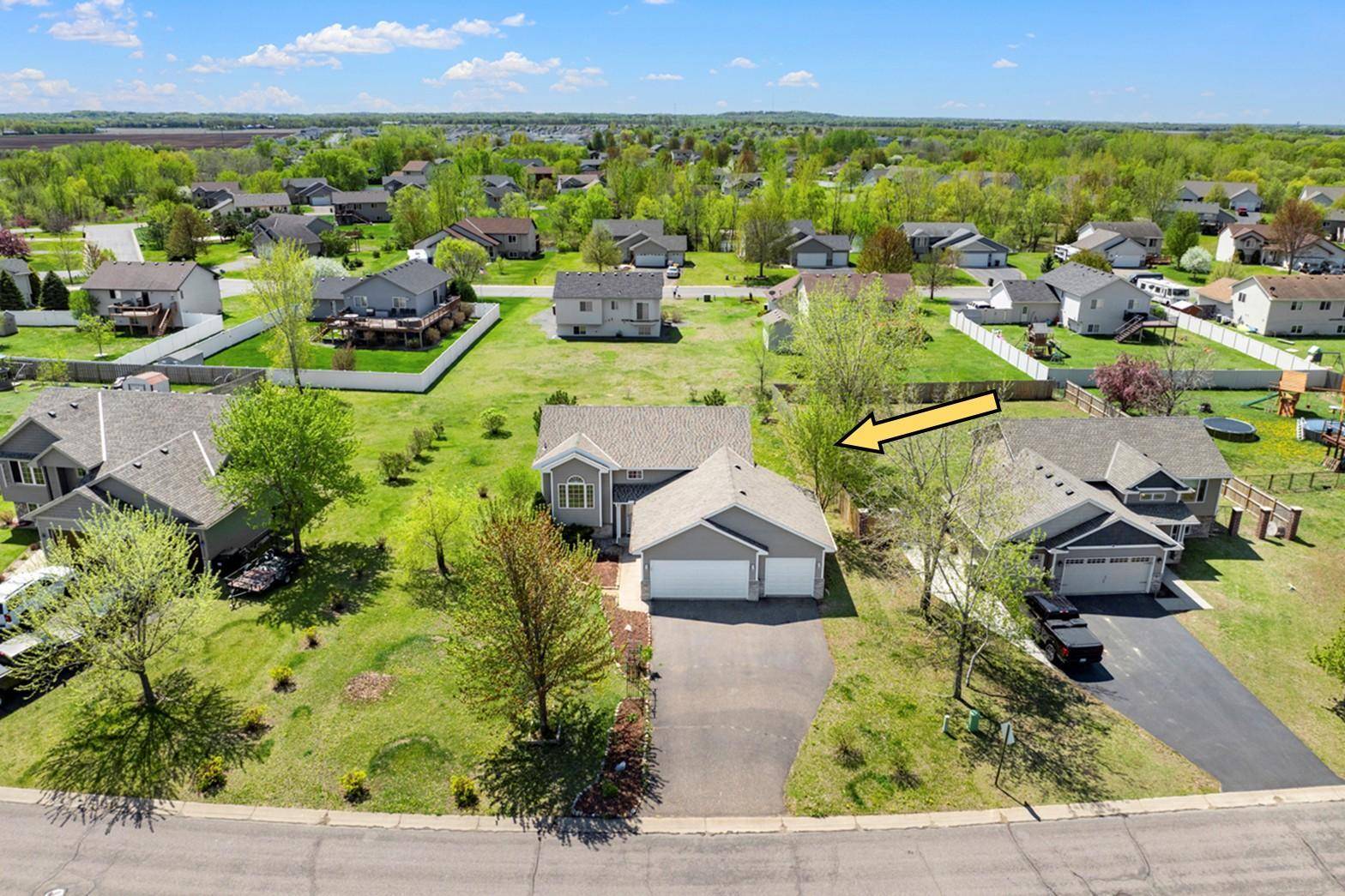 569 Forest RD, Big Lake, MN 55309