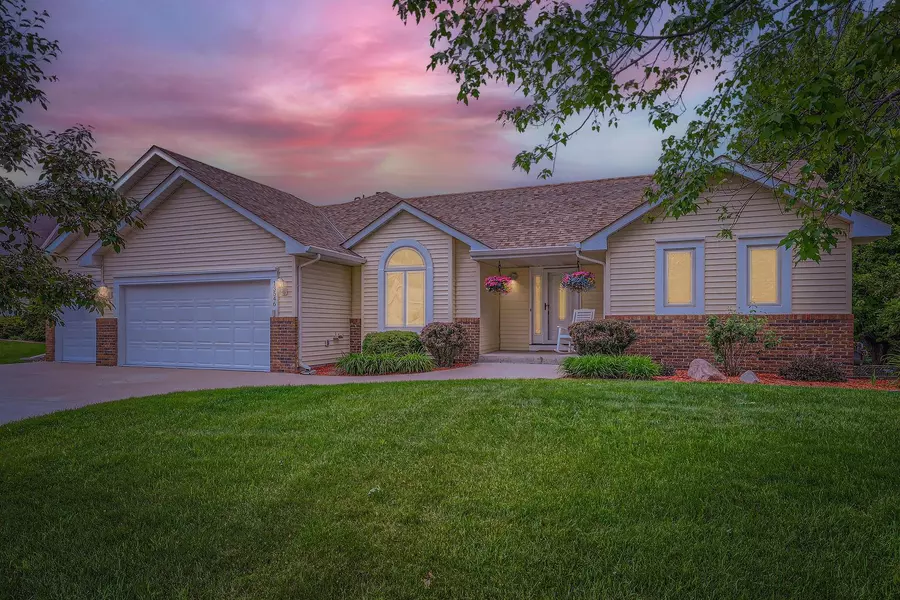 13546 Maryland AVE, Savage, MN 55378