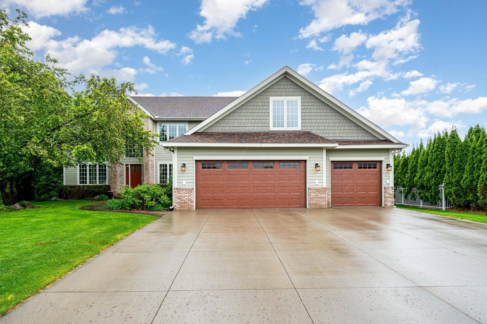 1349 Hillswick PL, Saint Paul, MN 55115