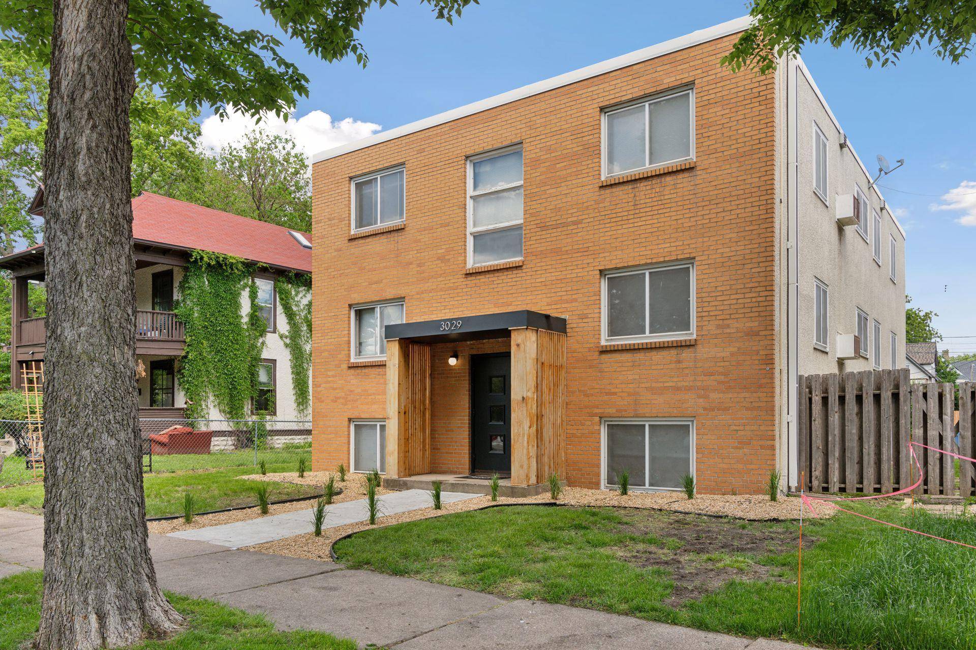 3029 Garfield AVE, Minneapolis, MN 55408