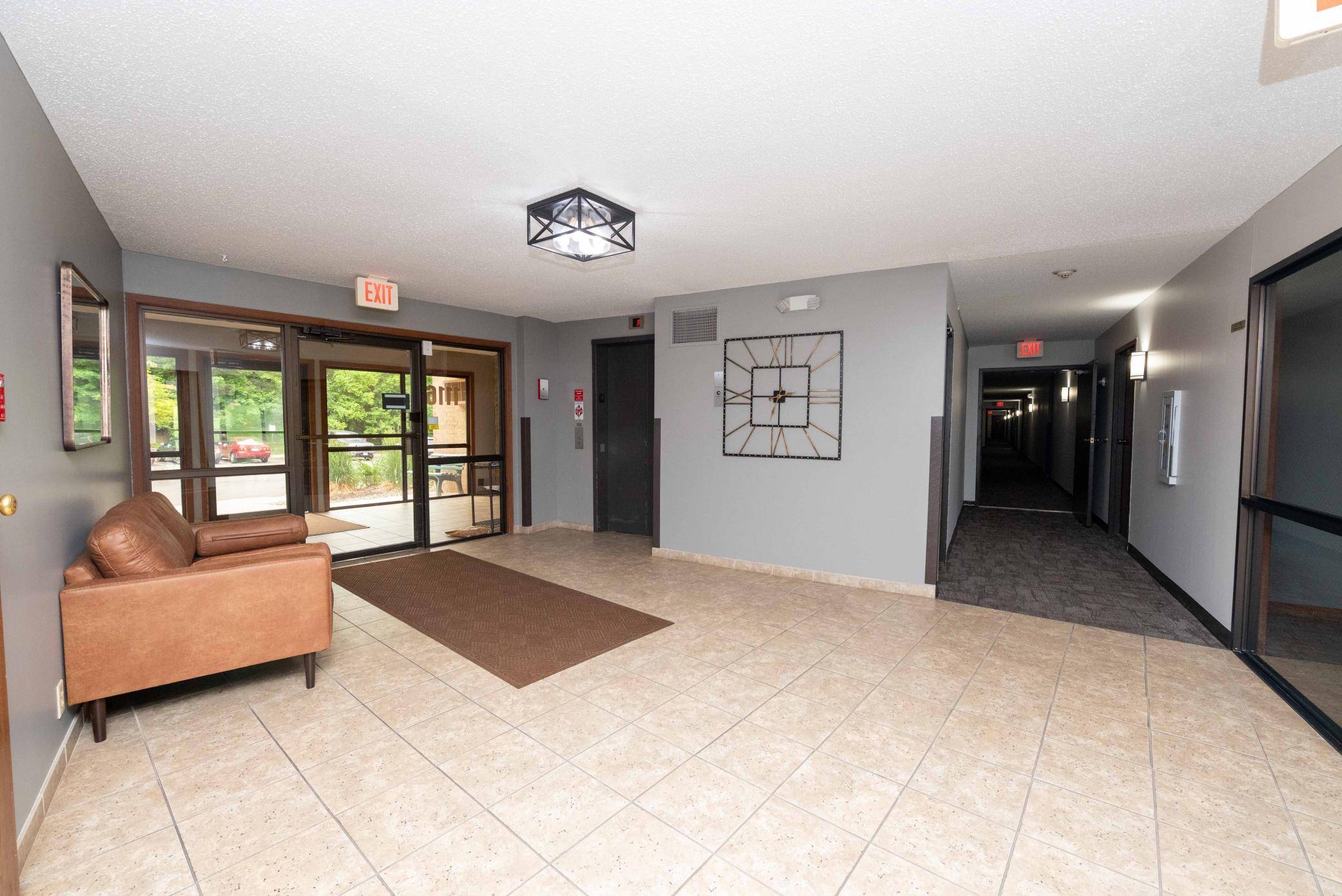 Eden Prairie, MN 55344,11160 Anderson Lakes Pkwy