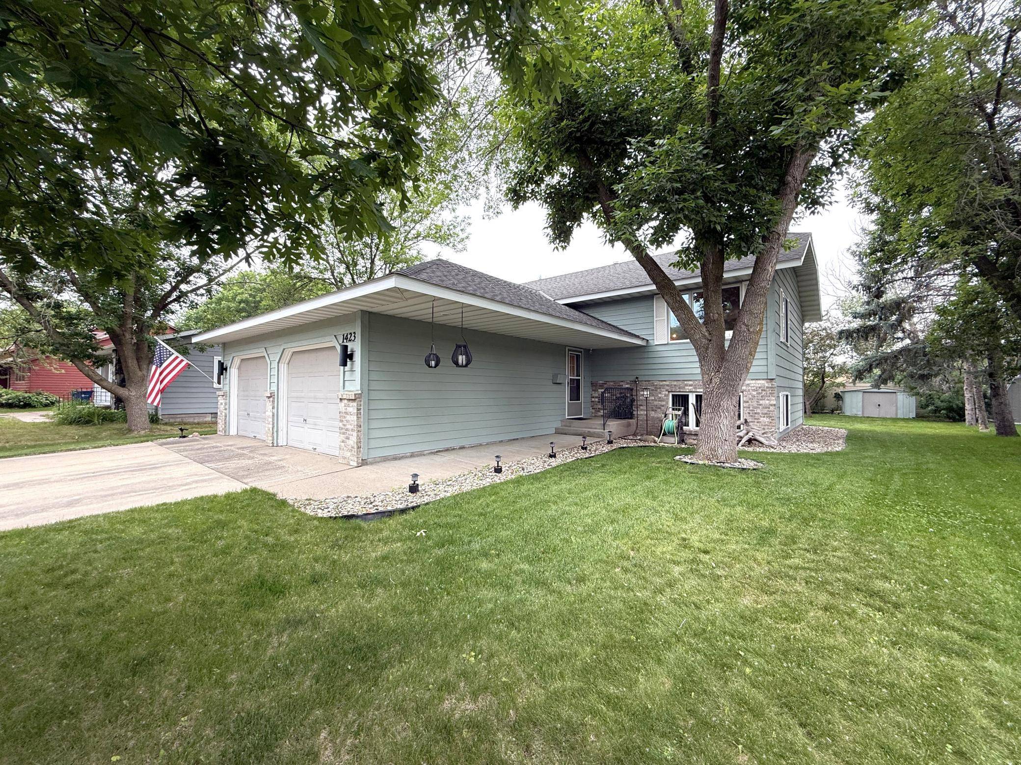 1423 Northway PL, Saint Cloud, MN 56303