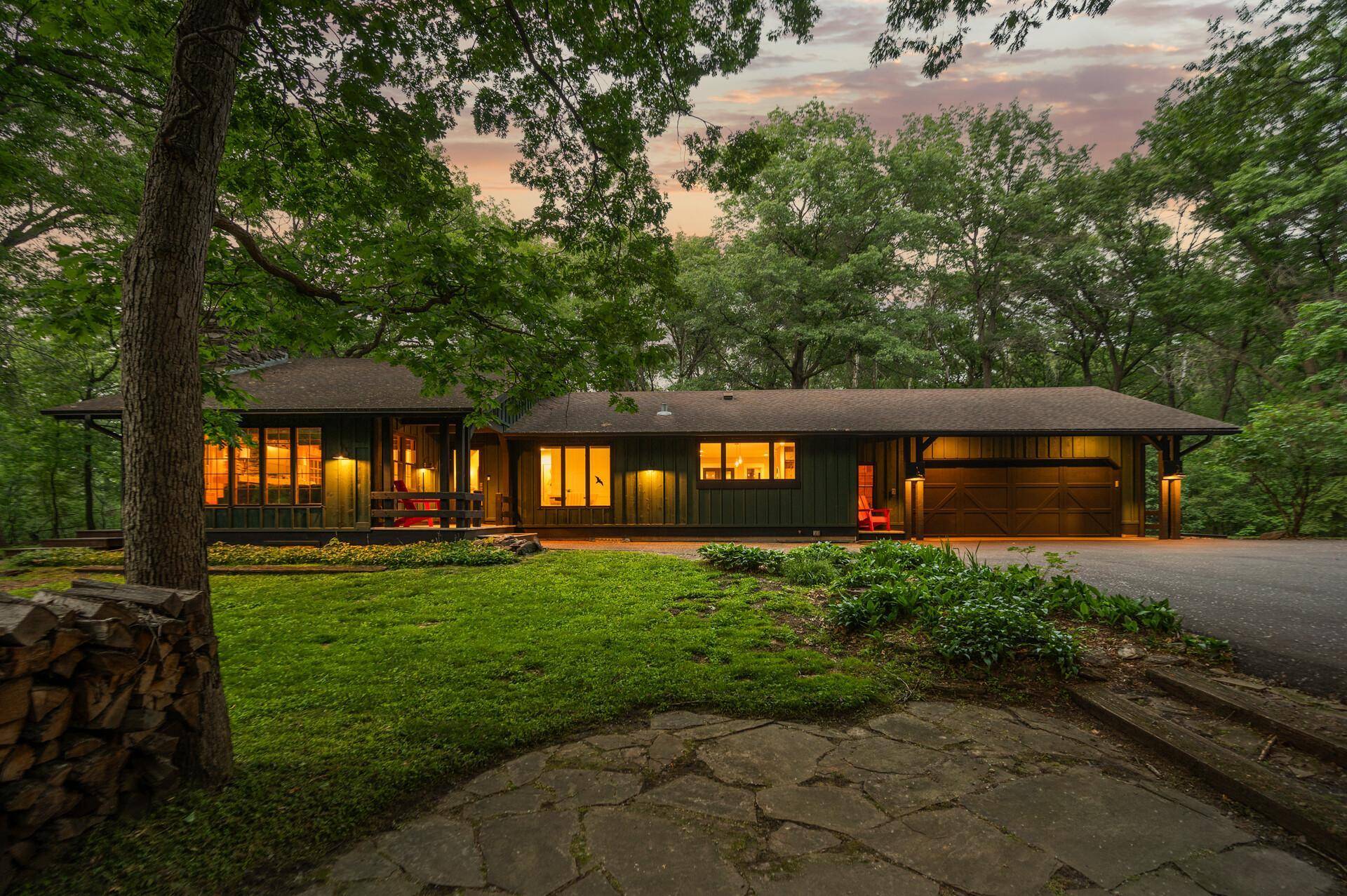3 Mallard LN, North Oaks, MN 55127