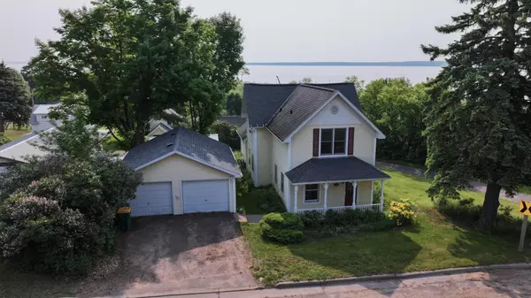 240 S 6th ST, Bayfield, WI 54814