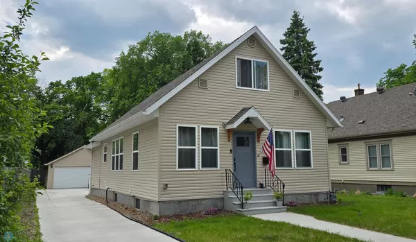 Fargo, ND 58103,1442 11th AVE S