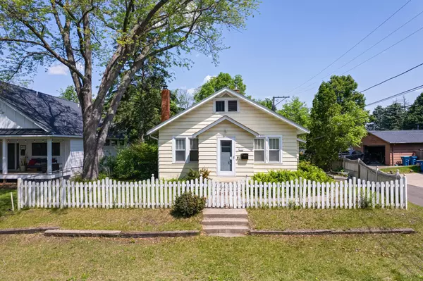 White Bear Lake, MN 55110,2245 8th ST